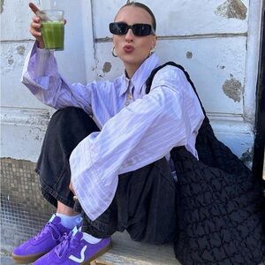 Aritizia Lavender Women’s Shirt